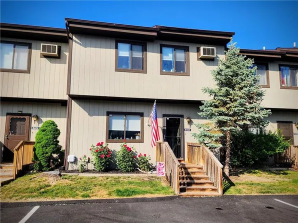 8405 Chelsea Cove N, Hopewell Junction, NY 12533