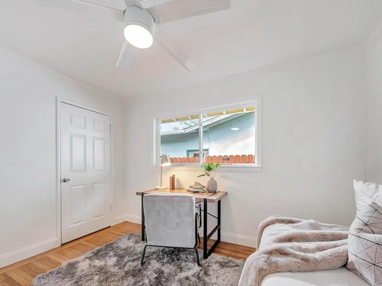 2319 S Norfolk St — Photo 16
