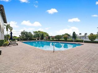 18572 Ocean Mist Dr, Boca Raton, FL 33498