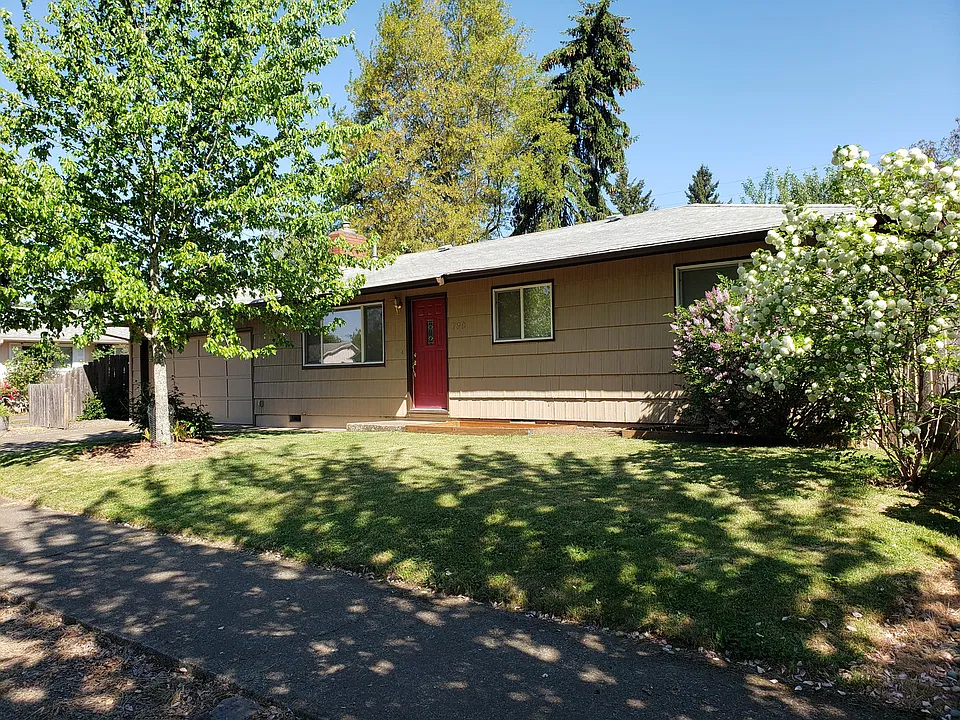 799 Barrett Ave