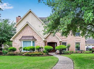 16615 Aldenham Pl, Spring, TX 77379