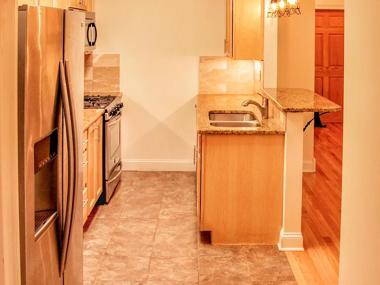 131 Park Pl #2 — Photo 9