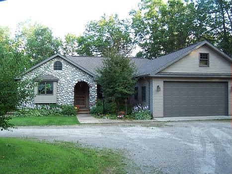1st image of 3393 S Ogemaw Trl