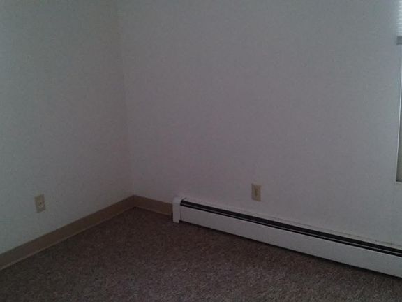 2nd image of 917 W Jefferson St #25dgchj89