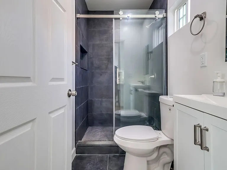 6504 W 84th Pl — Photo 24