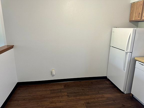 4th image of 937 Boston Way APT 1