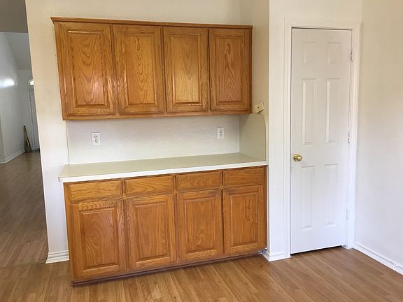 5th image of 1418 Ross Dr