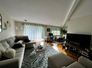 10432 Rockville Pike APT 402, Rockville, MD 20852