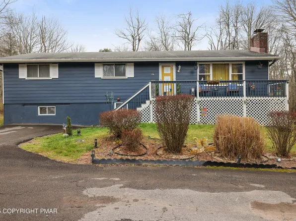 124 Shawnee Dr, Pocono Lake, PA 18347