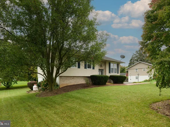 676 Nittany Valley Dr, Bellefonte, PA 16823