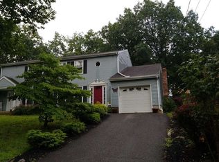 557 Fairview Rd, Medford, NJ 08055