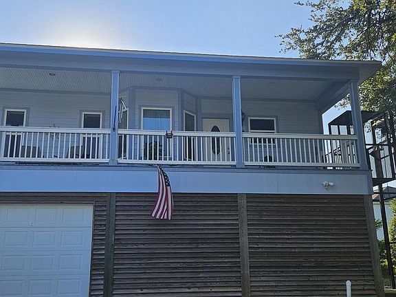 5th image of 105 Hayden Ave
