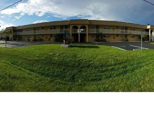827 SE 46th Ln APT 205, Cape Coral, FL 33904