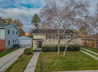 3204 S 11th Pl, Sheboygan, WI 53081