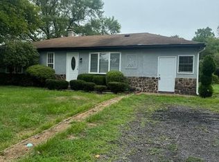 1226 Manatawny St, Pottstown, PA 19464