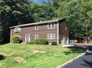 7 Pennsylvania Ave, Shelton, CT 06484