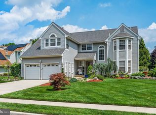 7 Edinburgh Ln, Mount Laurel, NJ 08054