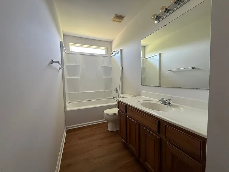 3700 Herkimer Dr — Photo 26