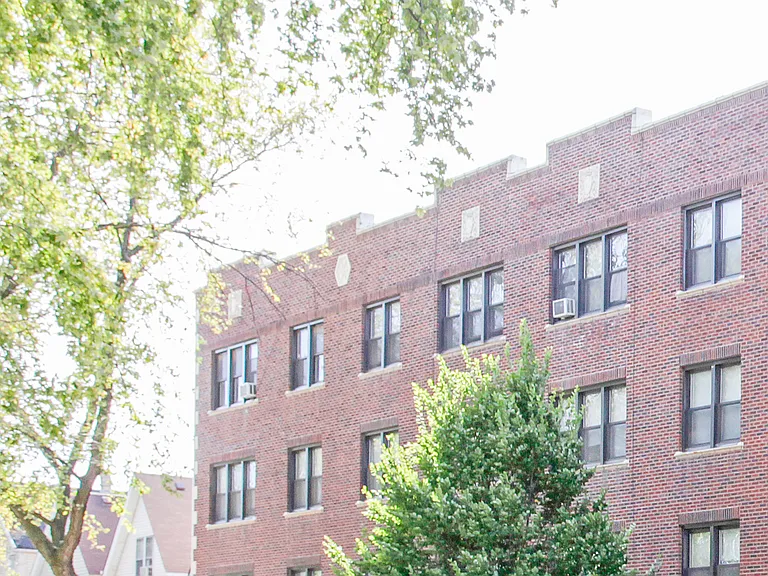 2956 N Seeley Ave #2 — Photo 1