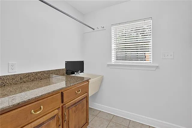 401 Starling Dr — Photo 29