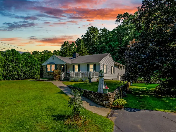 19 Icehouse Road, Lisbon, CT 06351