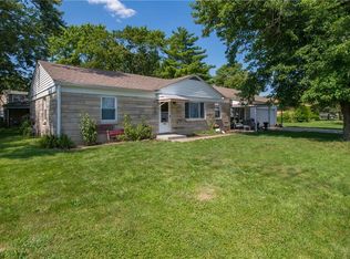 102 Garfield Dr, Greenfield, IN 46140