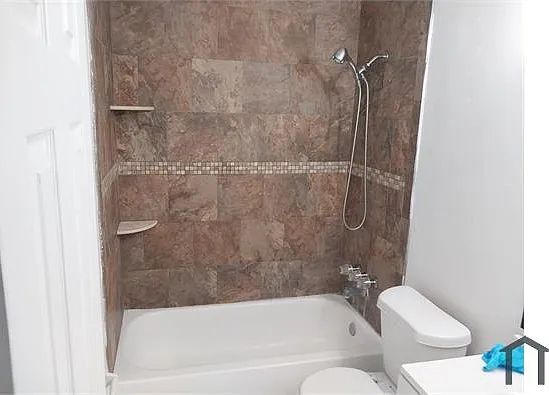 2 bed, 878 sqft, $1,300 — Photo 3