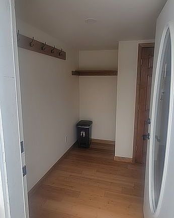 Entryway/mudroom