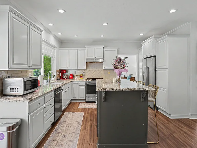 17337 SE 185th Pl — Photo 7