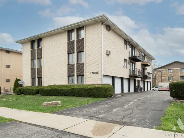 10323 Mayfield Ave APT 2D, Oak Lawn, IL 60453