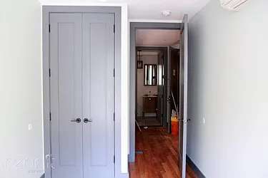 Rented by Rennit Inc.