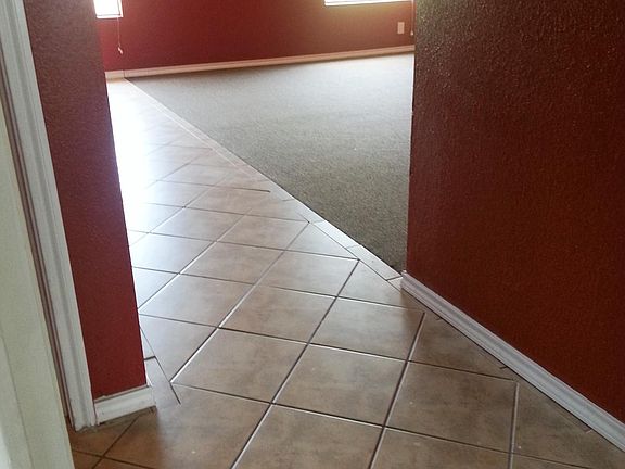 5th image of 126 Blue Flax Ln