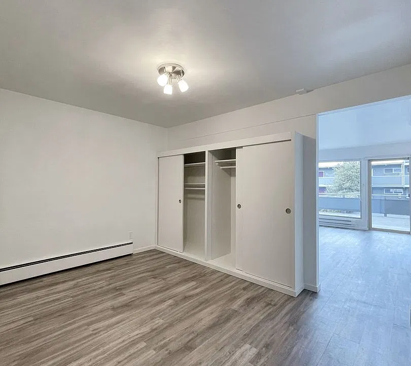 2nd and Lake Apartments