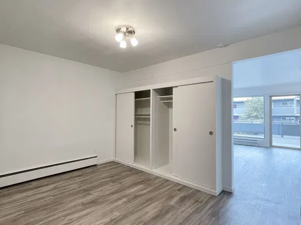 2nd and Lake Apartments