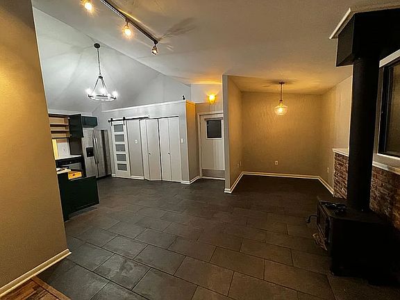 4th image of 416 Atkins Rd