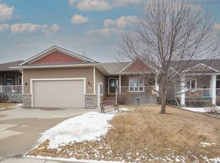 45 W Emily Cres, Lacombe, AB T4L 0C8