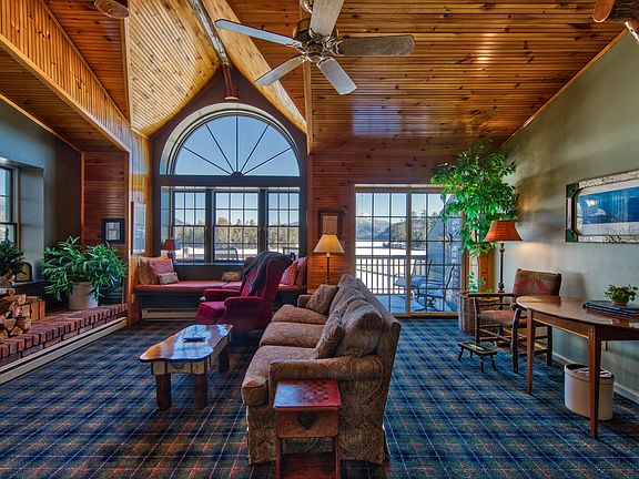 5th image of 36 Waters Edge Way Unit 3