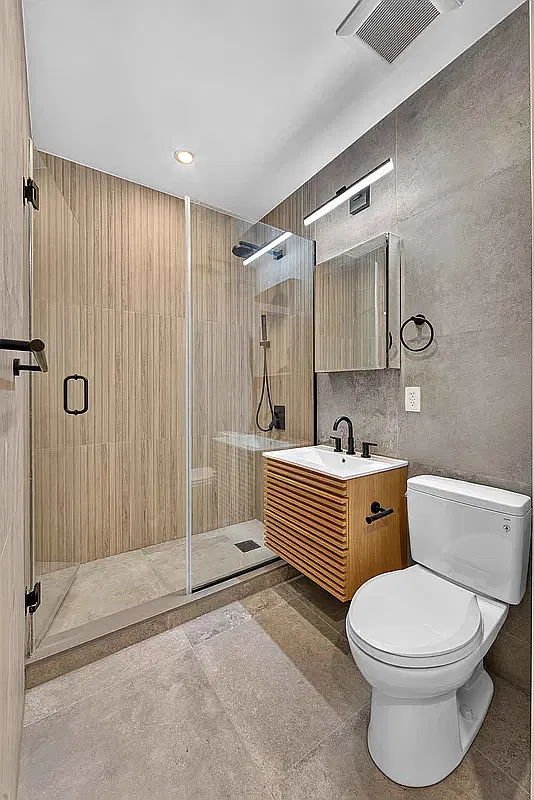 435 Park Avenue South — Photo 4