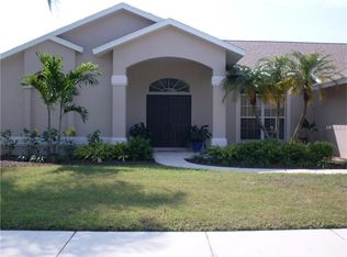 5249 Sunnydale Cir, Sarasota, FL 34233
