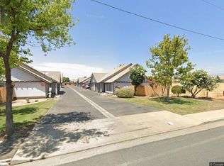 811 W Tulare Rd #823A, Lindsay, CA 93247