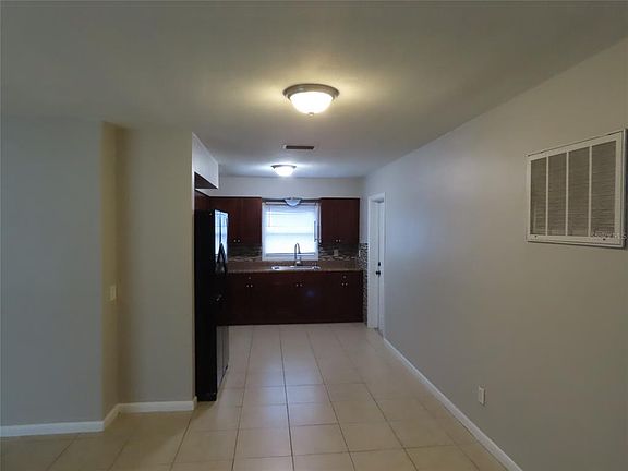 2nd image of 1660 S JEFFERSON AVENUE
