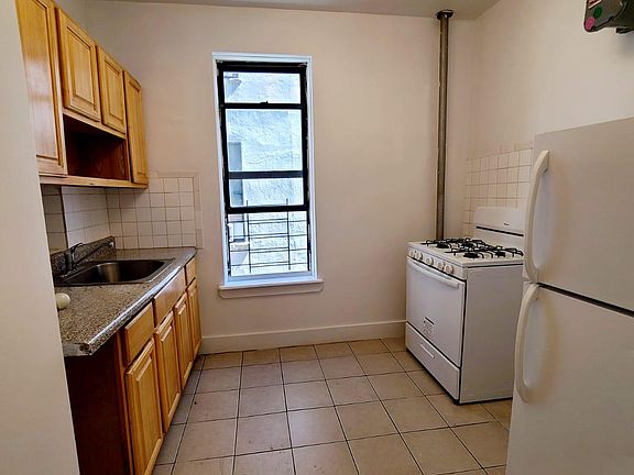 5th image of 905 Prospect Ave #2