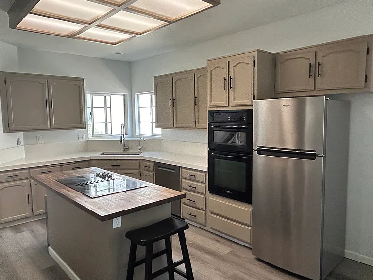 2835 Cherry Hills Dr — Photo 22