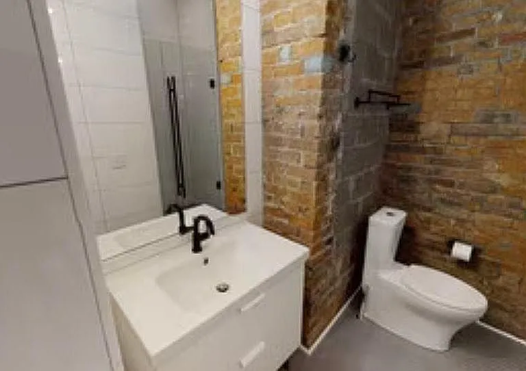 1710 Elm St #2 — Photo 8