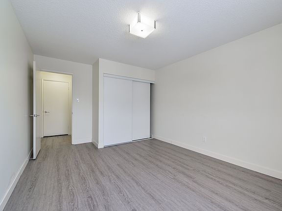3rd image of 13124 126th St #412722