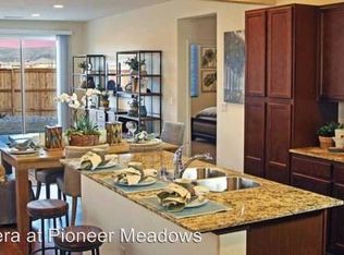 2041 Mooncrest Ct, Sparks, NV 89436