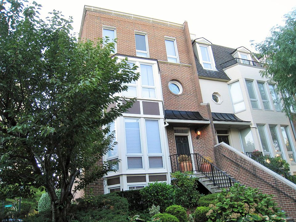 1st image of 50 Kings Ct #50