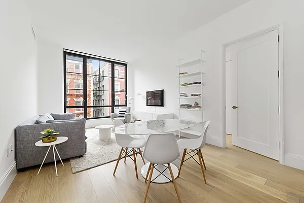 Rented by Compass | media 10