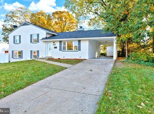 6017 Hibbling Ave, Springfield, VA 22150