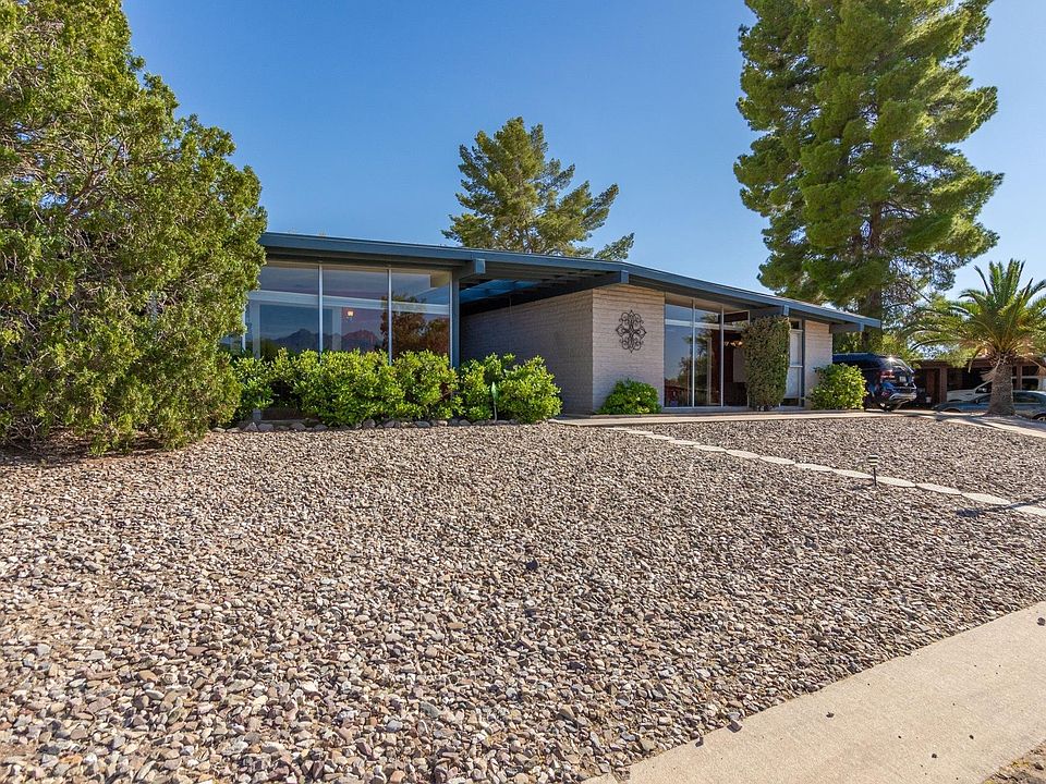 1st image of 8830 E Calle Bolivar
